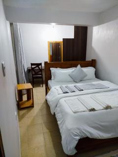 Four seventy - Meru - 5