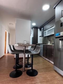Apartamento zona Hesperia Sambil Complejos Deportivos - Naguanagua - 1