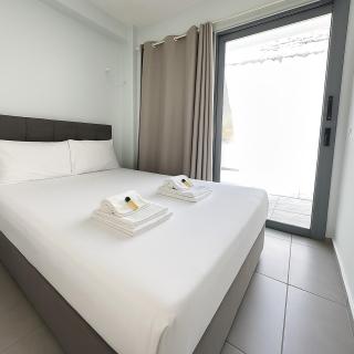 Minimal City Retreat in Western Athens - Athen - 9
