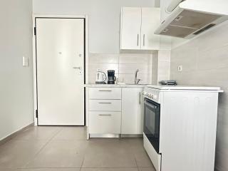 Minimal City Retreat in Western Athens - Athen - 1