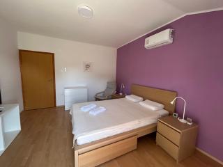 Apartment Kix - 8