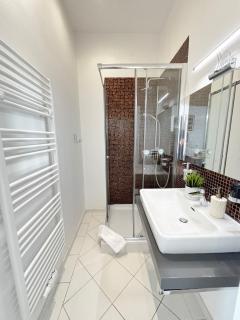 Avío, 2 Bedroom Apartment, King Beds, near Belvedere - 2