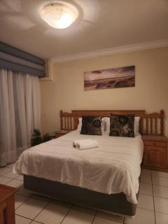 Umhlanga beach apartment 3 bedroom - 1