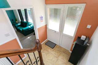 6 bed for Contractors or Families with Driveway Parking, Wifi, Smart TV - Save on weekly or monthly stays - Peterborough - 8