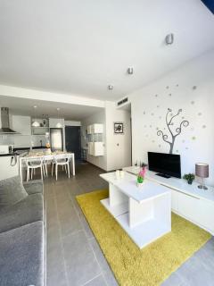Ideal pool apartment DLFN - 6