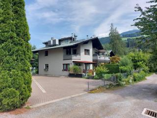 Zoe's Ferienwohnung - Kleinvolderberg - 2