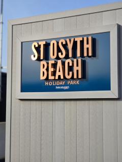 Your Seaside Escape at St Osyth Modern caravan with decking and wifi and parking Nr to Clacton on Sea - 6