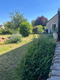 Le gîte de Pommette et Billy, 9 couchages, jardin, endroit calme - 9