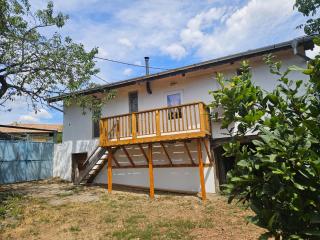 Balkan Barn - 2