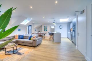 Bespoke Flat in Manchester - Wythenshawe - 8