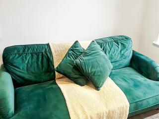 City Spacious Apartment - 8