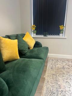 City Spacious Apartment - 3