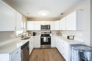 Apollo Beach Retreat - 3BR - Pool - Backyard -BBQ - 5