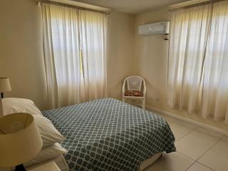AnnJenn Apartments - 8