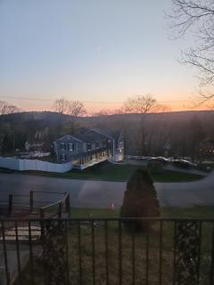 Mountain View Villa with HotTub-MovieTheater Fire Pit Gameroom - 5