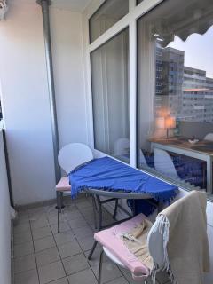 Meeresruhe mit Seeblick - 1