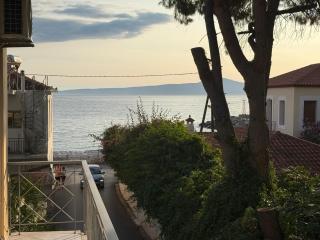Panos & Antzy Apartments - Kalamata - 8