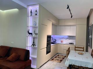 Klajdis Guesthouse - 0