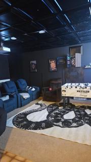 Mountain View Villa with HotTub-MovieTheater Fire Pit Gameroom - West Milford - 6