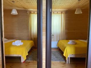 Mountain-View 3BR Wooden Cottage - 1