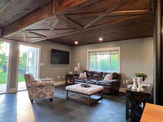 Modern Industrial Farmhouse - The Wayback - 9