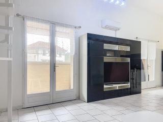 T4 lumineux proche du port et du théâtre - 6