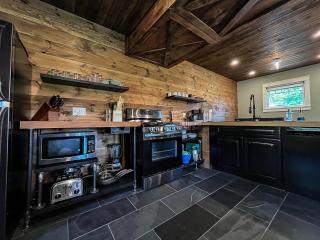 Modern Industrial Farmhouse - The Wayback - Orange - 4