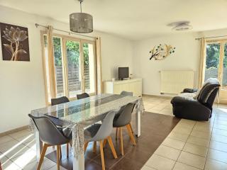 Grande maison de 90 m2 à 25 min de Lyon - - 4