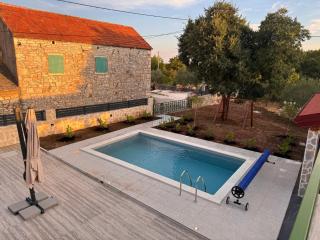 Vila Zvonimir - Suknovci - 1