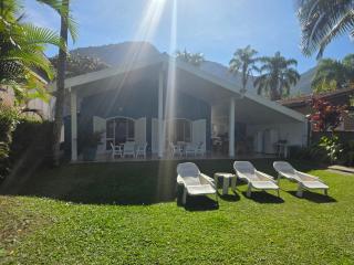 Casa pé na areia - Praia do Lázaro - 3