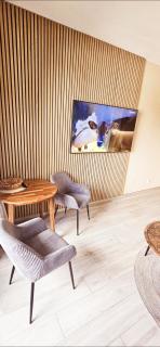 Apartment, private garage, balcony, smart check in - Banská Bystrica - 8