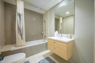 1BHK Retreat Peaceful & Bright - 5