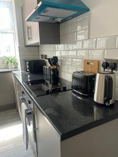 Private Derby Studio with Shared Kitchen # 2 - Derby - 6