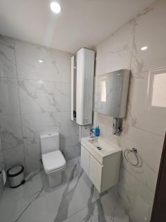 Large Deluxe Apartment - 5