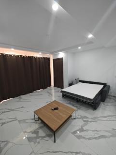 Large Deluxe Apartment - St. Paul's Bay - 4