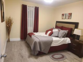 2 Bedroom house in East-York - 6