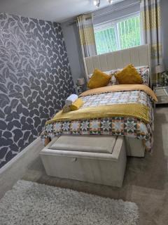 Stylish and Comfortable Home - Beeston - 9