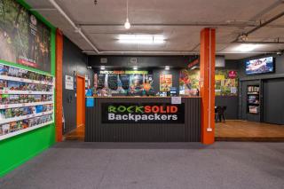 Rock Solid Backpackers Rotorua - 9