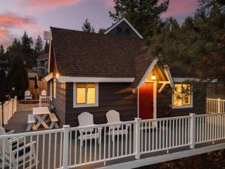 Blissful Bay Cabin - 3