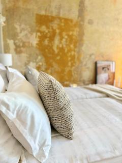 Eclectic Gem in Old Town - Rzeszów - 4