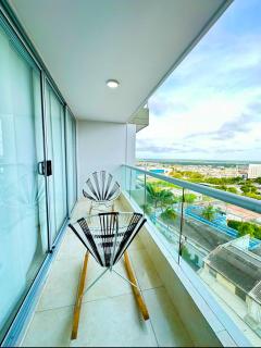 Apartamento exclusivo en el norte Barranquilla amoblado ,3 parqueadero privados ,3 habitaciones privadas con aire acondicionado recepción 24 horas piscinas gym vista al río - Barranquilla - 0