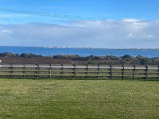 Waterfront Home with stunning views - Tarraville - 7