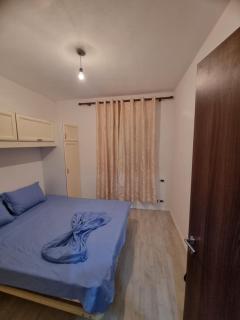 Apartament - 4