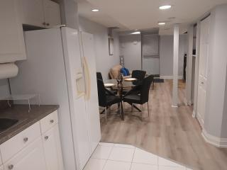 Furnished calm basement studio apartment - Mississauga - 7