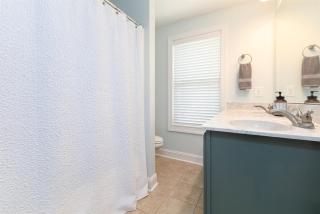 Westinn Away- Elegant Coastal Sound Retreat - 4