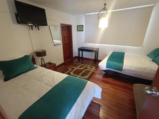 Bed and Breakfast La Uvilla - Quito - 4