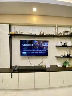 Avida Towers 2BR and 2CR Family Staycation Facing Pool - 0