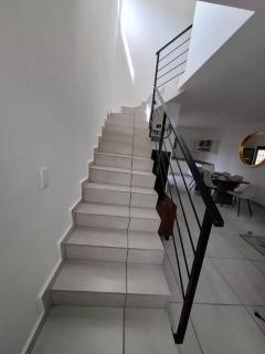 Relax in a private home with common areas and a gym - 0