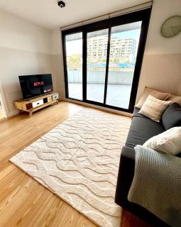 Modern 2 Bed 2 Bath Apartment with Parking opposite Westfield Doncaster - Doncaster - 8
