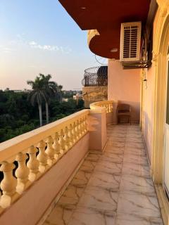 THE PYRAMIDS HOTEL VIEw - 9